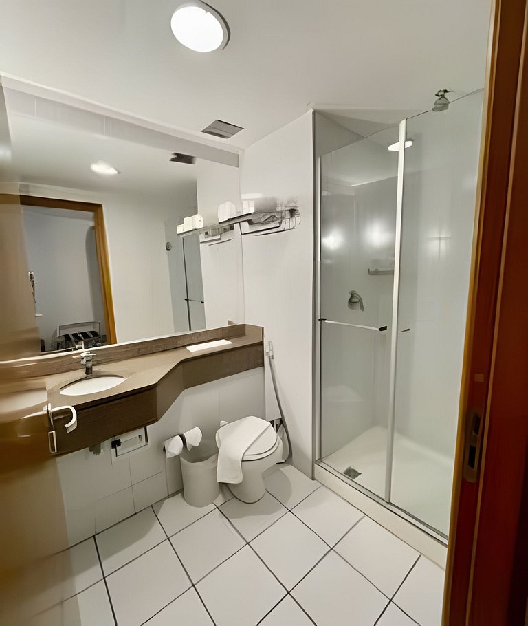 Flat particular no hotel Slav. Downtown c/vaga