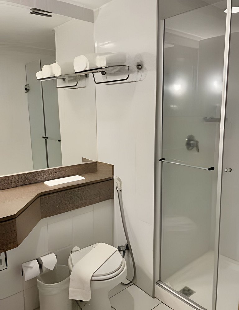 Flat particular no hotel Slav. Downtown c/vaga