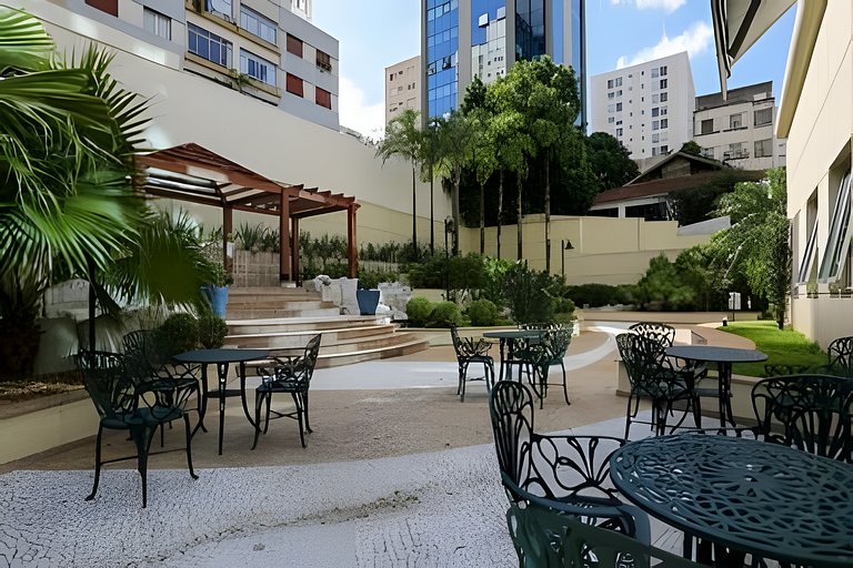 Flat no hotel QS Oscar Freire perto do HC, c/ vaga