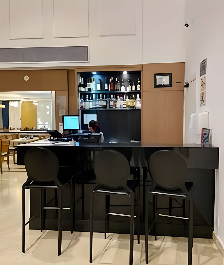 Flat no hotel QS Oscar Freire perto do HC, c/ vaga