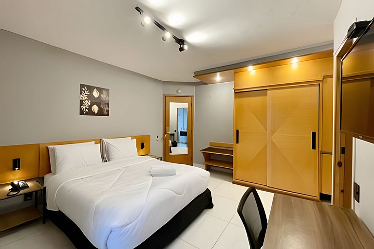 Flat particular no Interc. Interative, com vaga