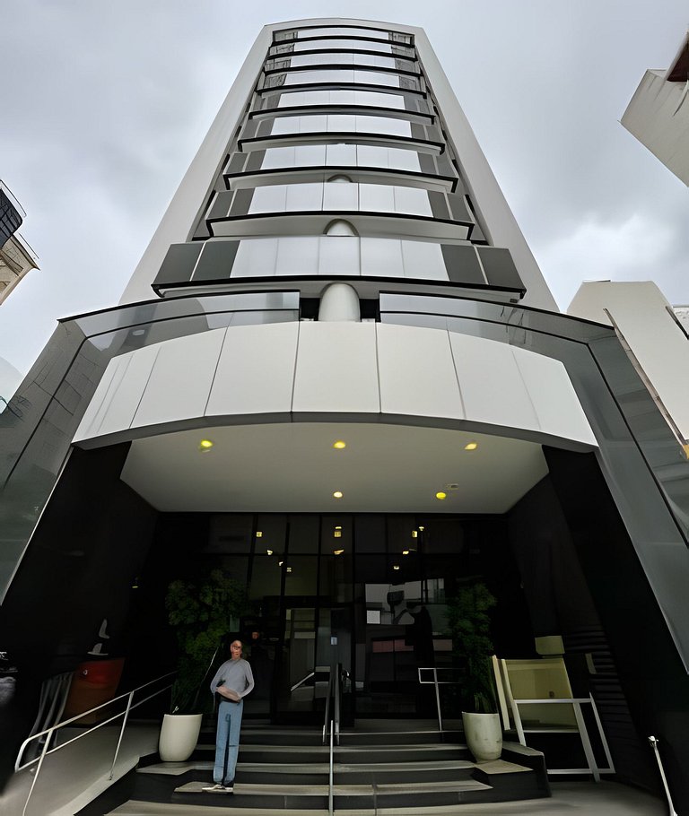 Flat particular no Interc. Interative, com vaga