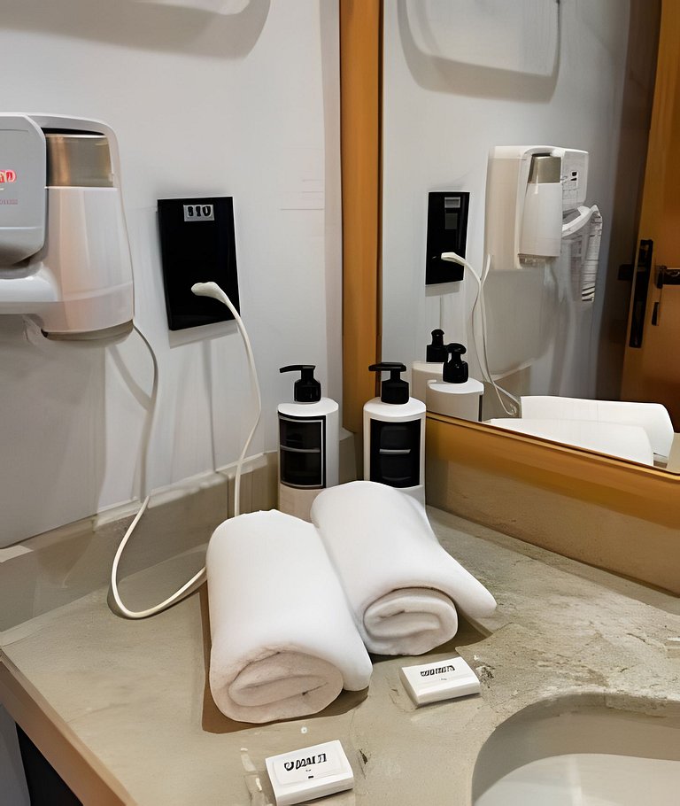 Flat particular no Interc. Interative, com vaga