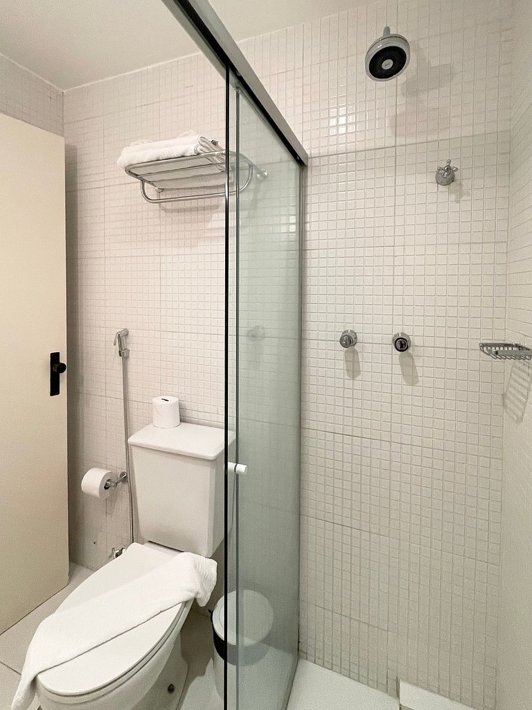 Flat próximo à Paulista, com vaga e piscina