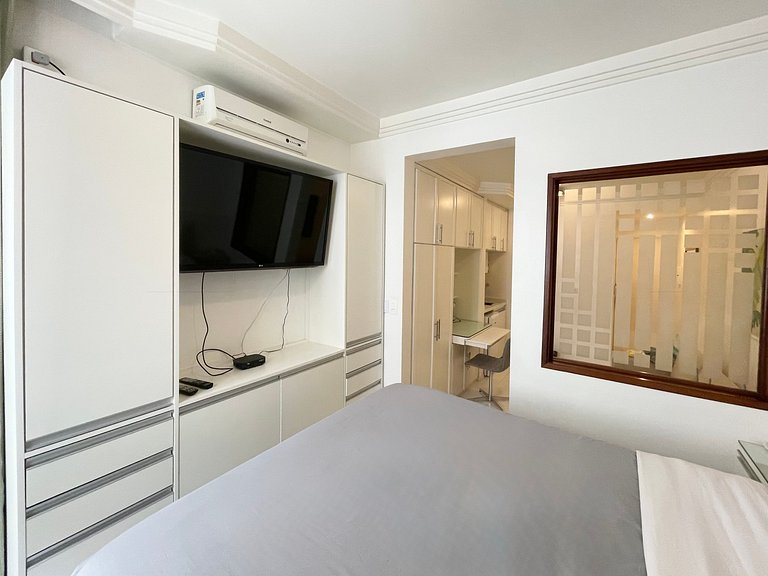Flat próximo à Paulista, com vaga e piscina