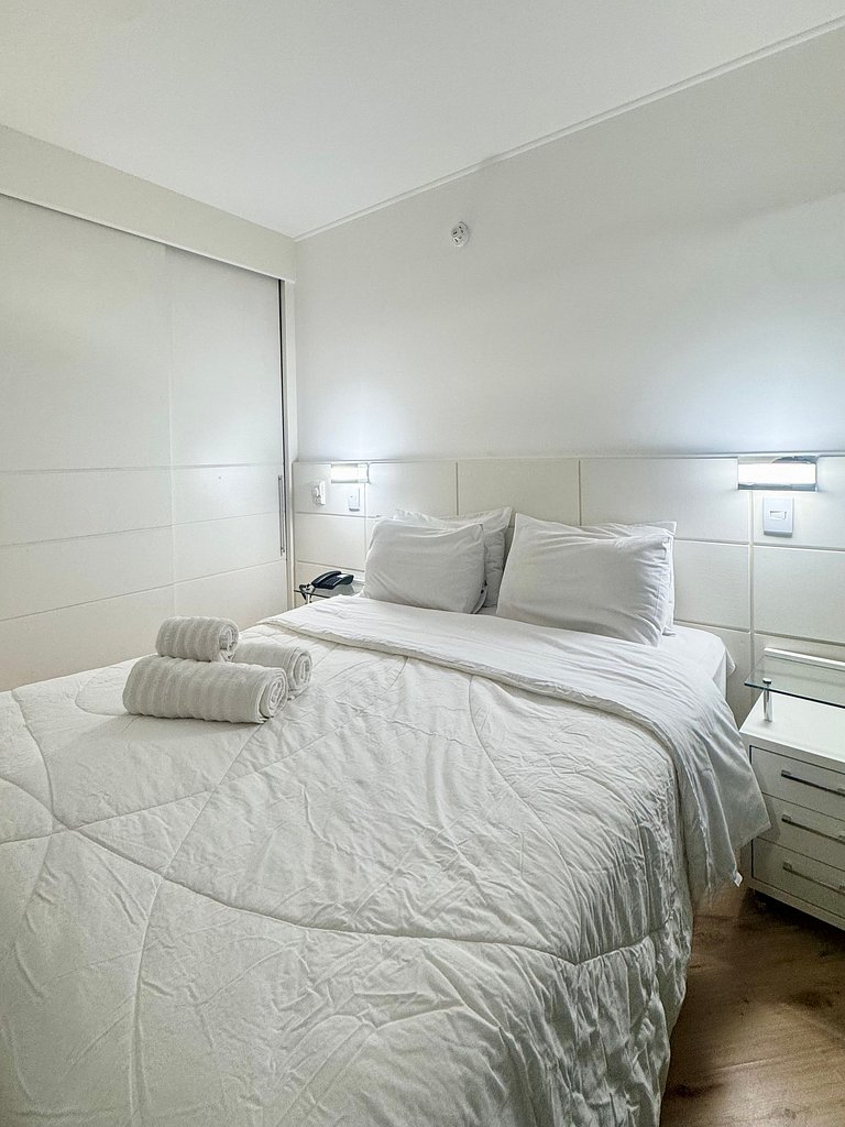 Flat espetacular no Mel. Ibirapuera, com vaga