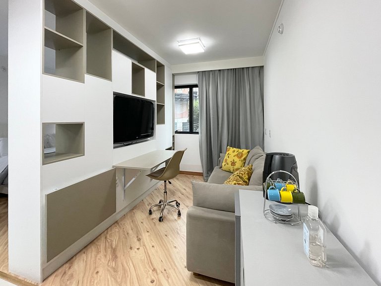 Flat espetacular no Mel. Ibirapuera, com vaga